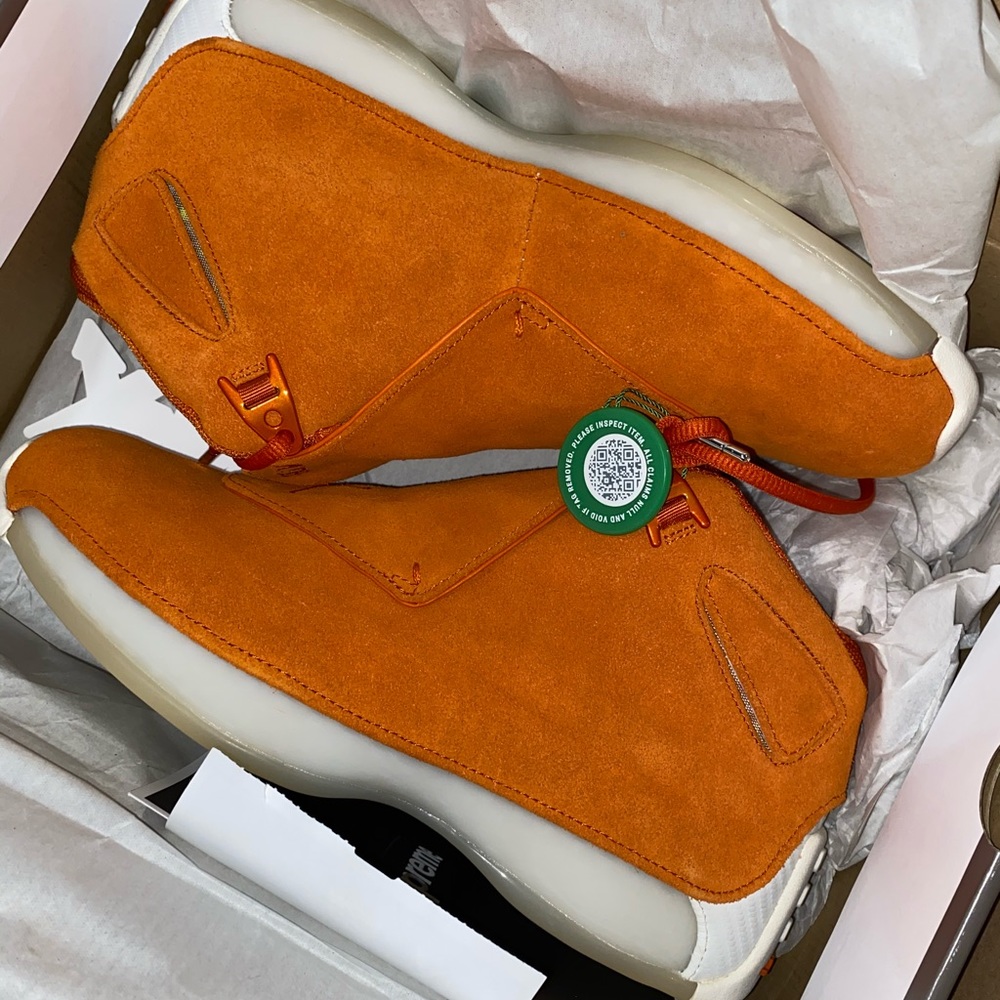 DS NWT Jordan retro 18 size 9.5 no flaws of box